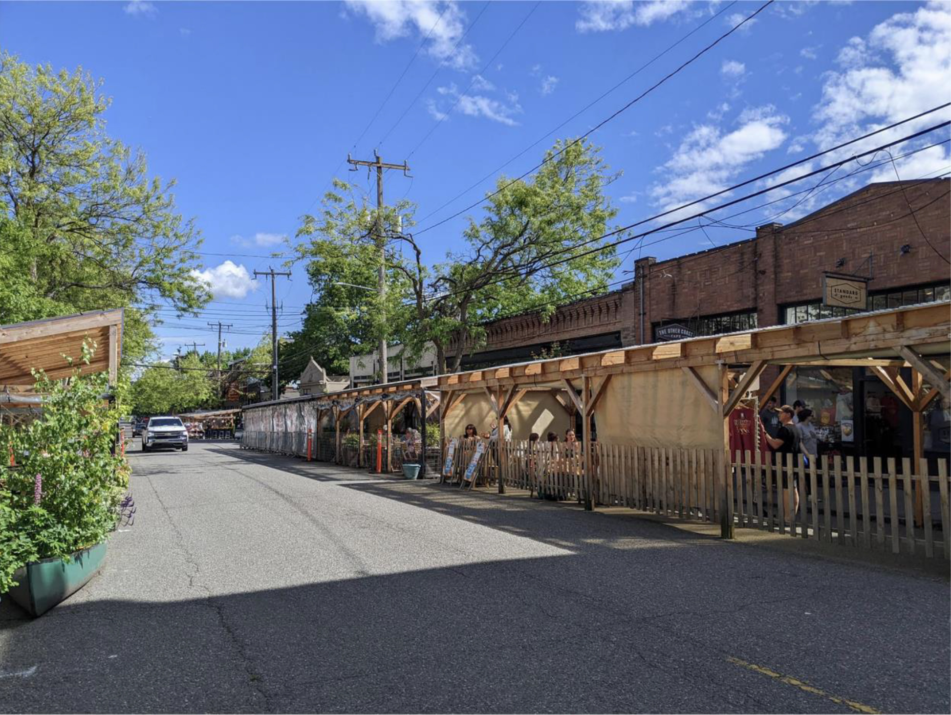 Figure 1: Street cafés on Ballard Avenue in Seattle, Washington. (Credit: Demetra Barbacuta)
