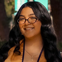 Andrea Bizarro headshot