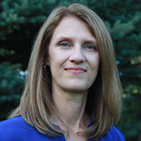 Anne Miller headshot