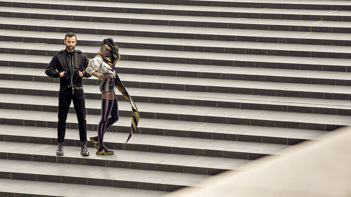 Louis Vuitton creative director Nicolas Ghesquière, left, designed skins within the League of Legends video game for the champion Senna, with matching merchandise
to buy IRL. Image courtesy Louis Vuitton.