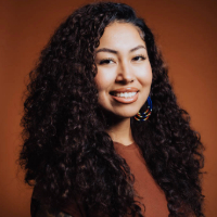 Leah Johnson Bluehorse headshot