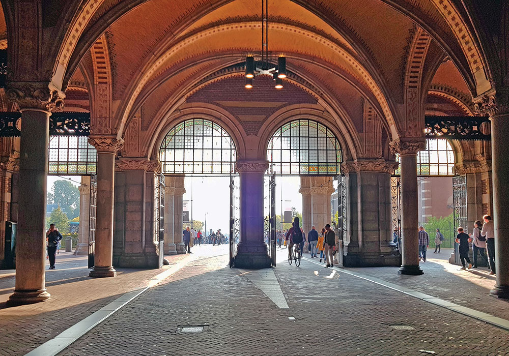 Photo by iStock/Getty Images: Nisangha.