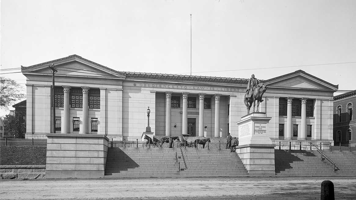 This former courthouse (circa 1908) now offers mixed-income housing