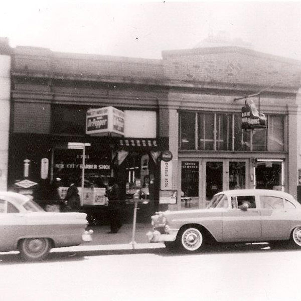 The Magic City Barber Shop & Shave Parlor was one of the first businesses to be part of Birmingham’s Legacy Business Program.  Photo courtesy of the Birmingham Public Library.