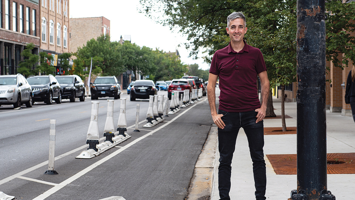 An avid cyclist, Alderman Daniel La Spata advocates for safe, sustainable transportation options throughout Chicago. Photo by Anne Evans/Active Transportation Alliance.