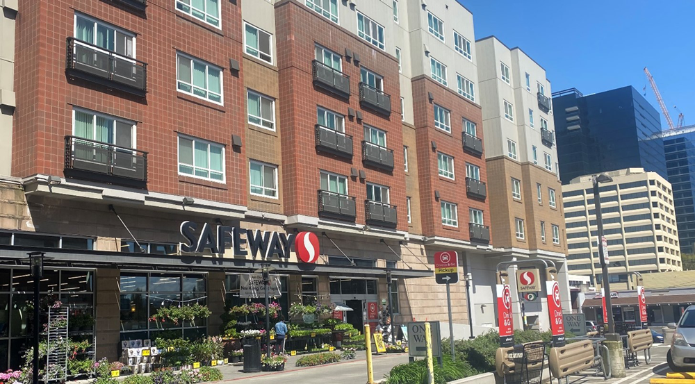 Figure 4. Safeway/Avalon (PAS Memo) Safeway/Avalon site. Photo courtesy Fehr & Peers.
