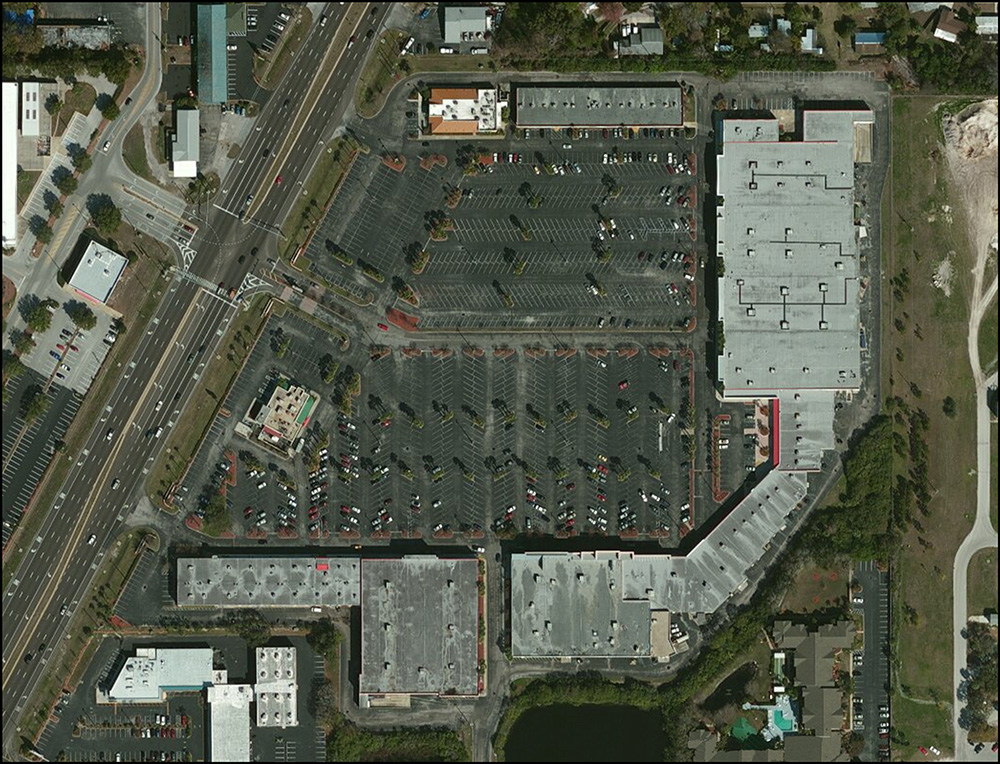 A typical suburban strip mall design today in Pasco County, Florida