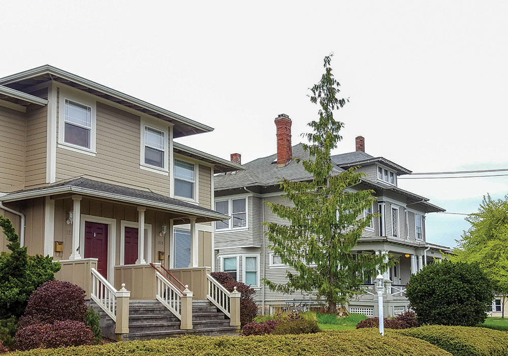Planning Winter 2021 3 Zoning Changes That Make Residential Neighborhoods More Affordable Communities around the country are rejecting single-family-only zoning to encourage more affordable options in all neighborhoods. Photo courtesy Sightline Institute Middle Homes Photo Library.