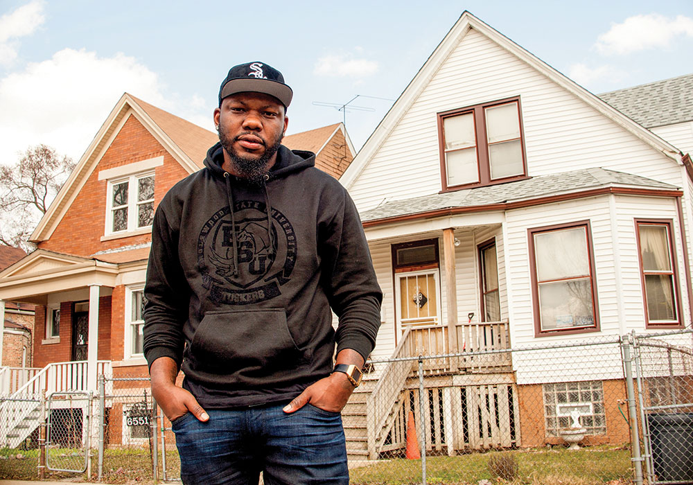 Planning Winter 2021 Eliminating Racial Segregation Is Good Economic Policy Fifteen miles separate Maurice's (left) home in the 6400 block of South Hermitage in the Chicago neighborhood of Englewood, and his "map twins," Jon and Paula, who live on the 6400 North block on the same street in the mostly white neighborhood of Edgewater.