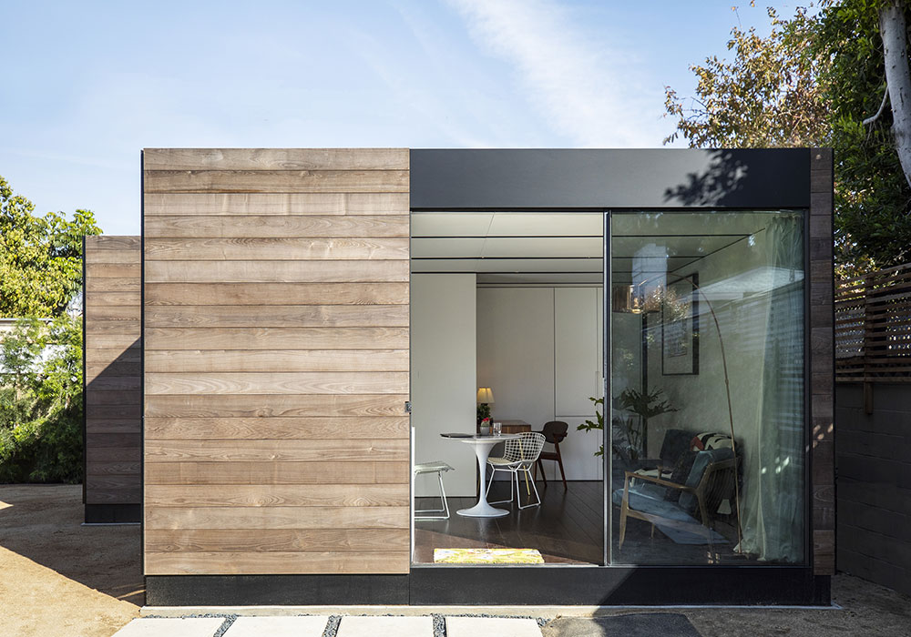 Planning Winter 2021 3 Zoning Changes That Make Residential Neighborhoods More Affordable Los Angeles homeowners replaced their detached garage with this ADU created by local company Cover in 2019, three years after California allowed for ADUs in SFR zones. Photo courtesy cover.build.