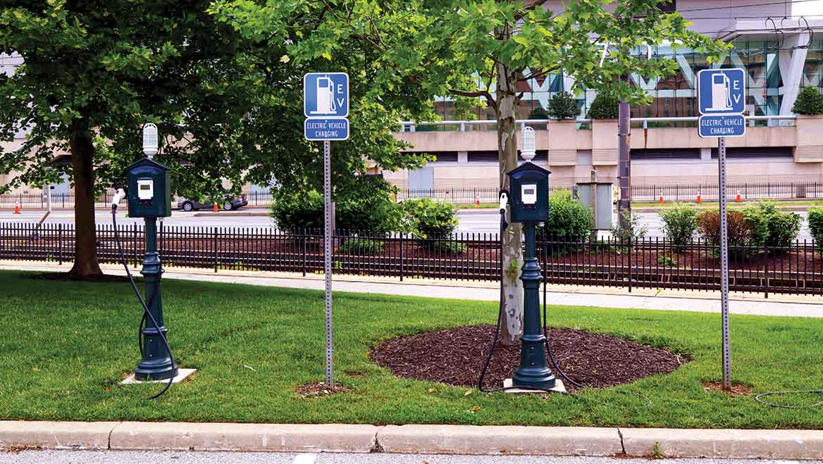 Leisure destinations offer good opportunities for top-off charging. And these stations outside Camden Yards in Baltimore blend well with the area’s character. Photo by James Brunker/Alamy.